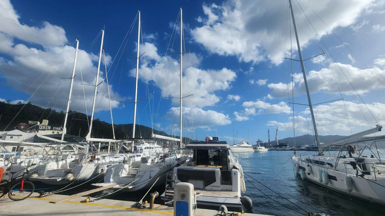 Dev Yük Gemileri Marmaris’e Akın Ediyor: Mega Yatlar Yaz Sezonu İçin Baştan Aşağı Yenileniyor 10